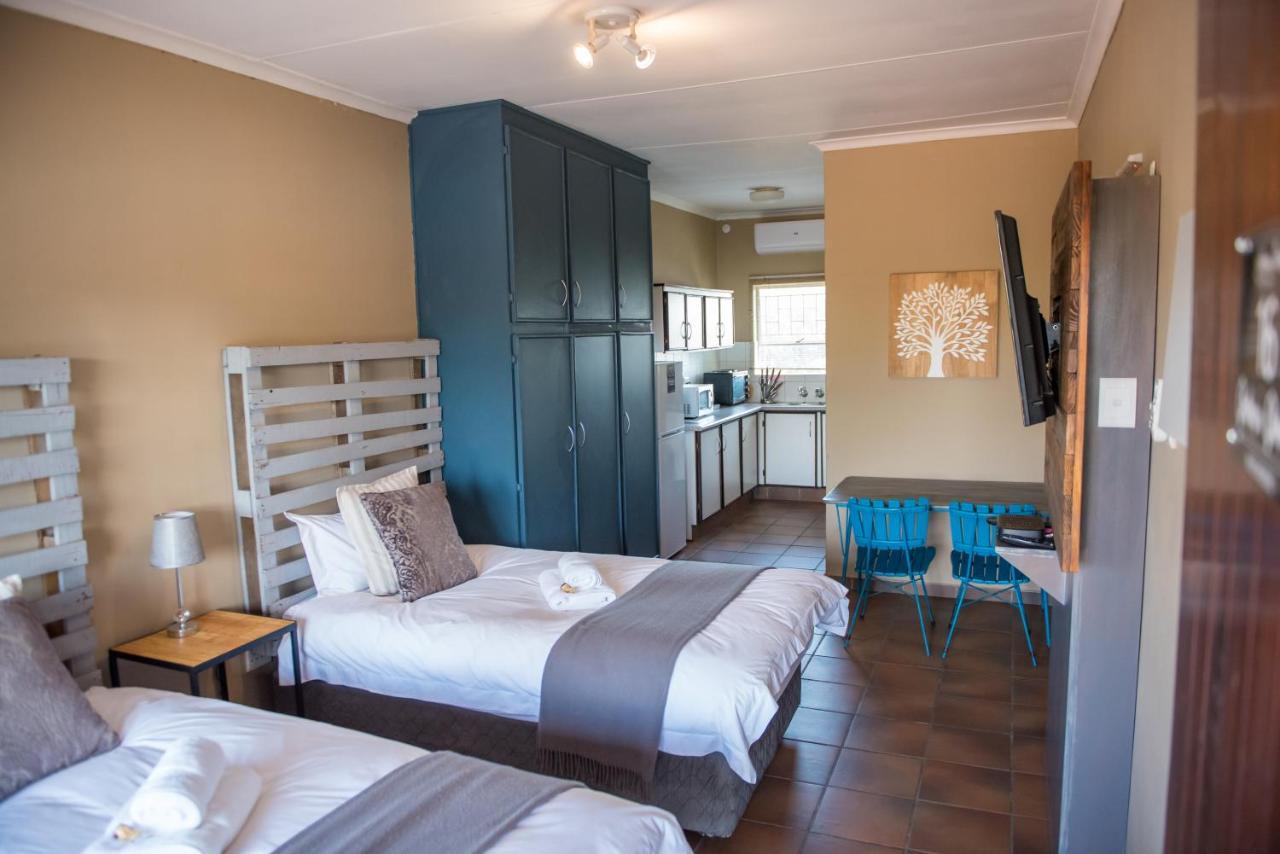 Melrose Place Guestrooms 波切夫斯特鲁姆 外观 照片