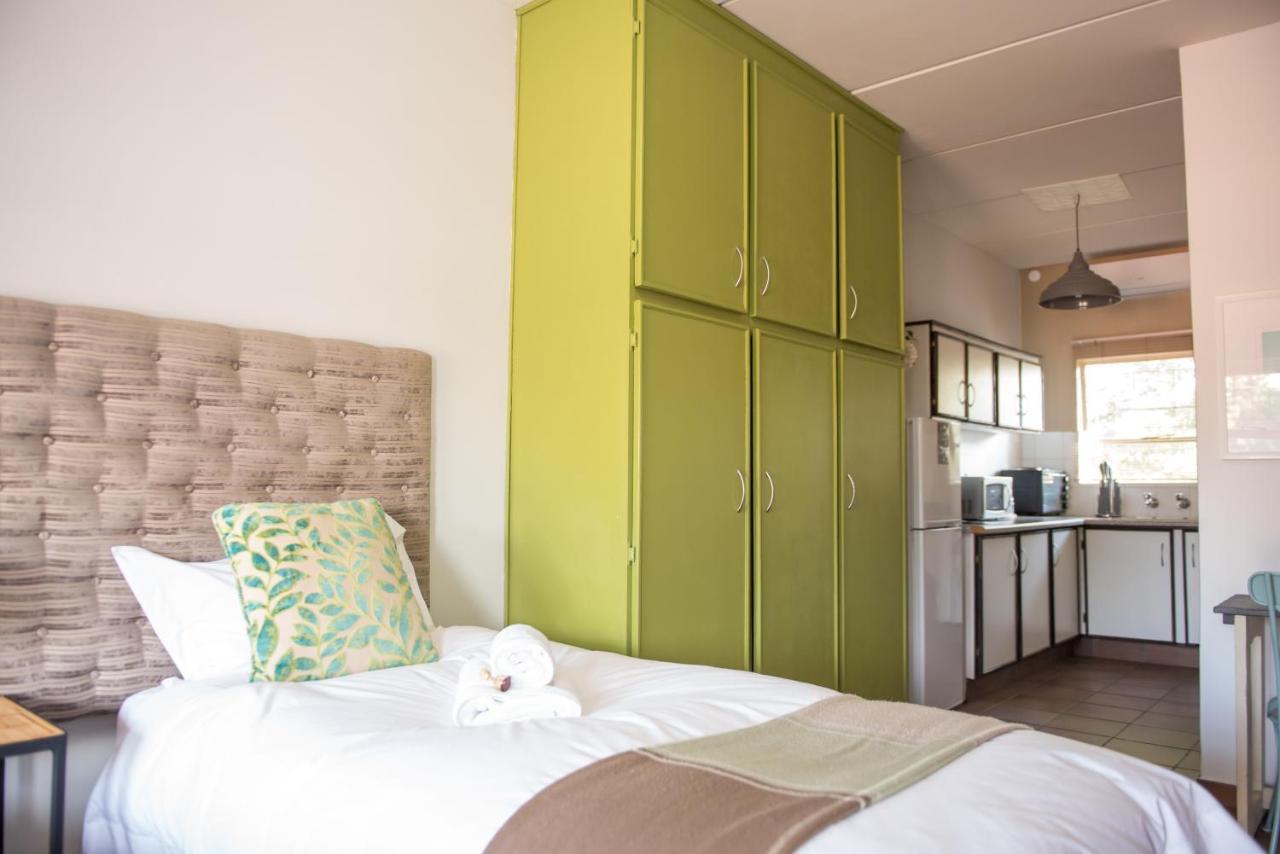Melrose Place Guestrooms 波切夫斯特鲁姆 外观 照片