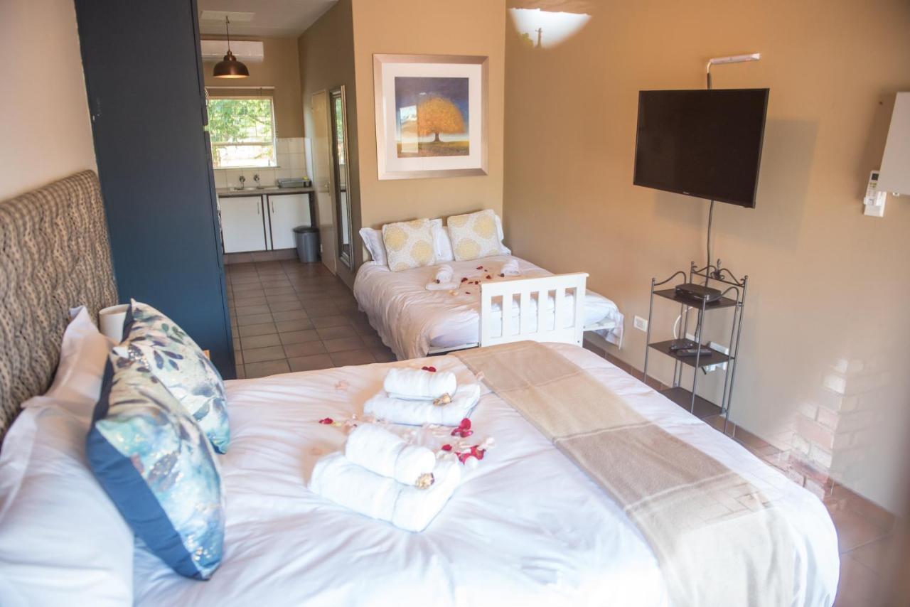 Melrose Place Guestrooms 波切夫斯特鲁姆 外观 照片