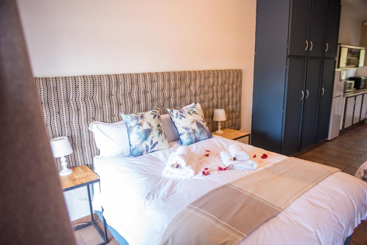 Melrose Place Guestrooms 波切夫斯特鲁姆 外观 照片