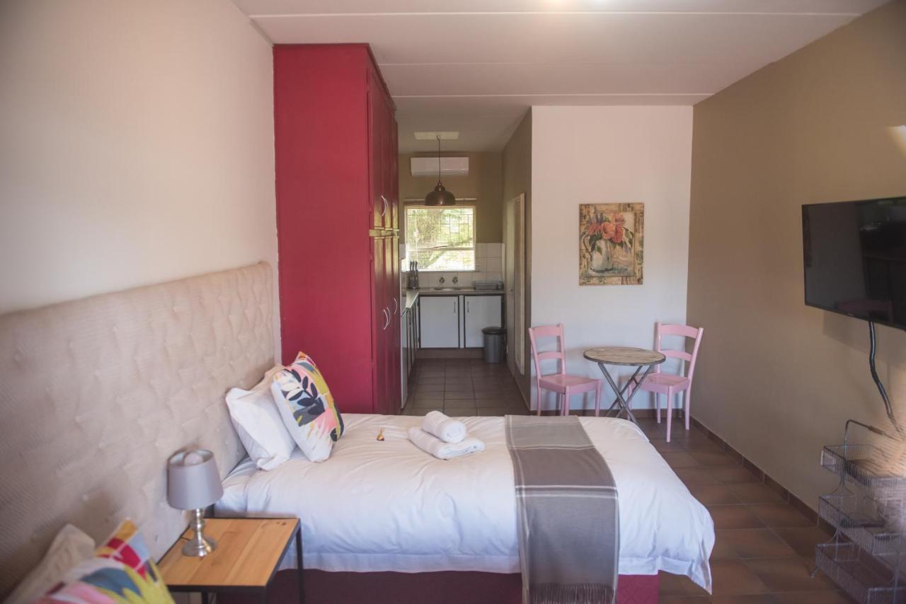 Melrose Place Guestrooms 波切夫斯特鲁姆 外观 照片